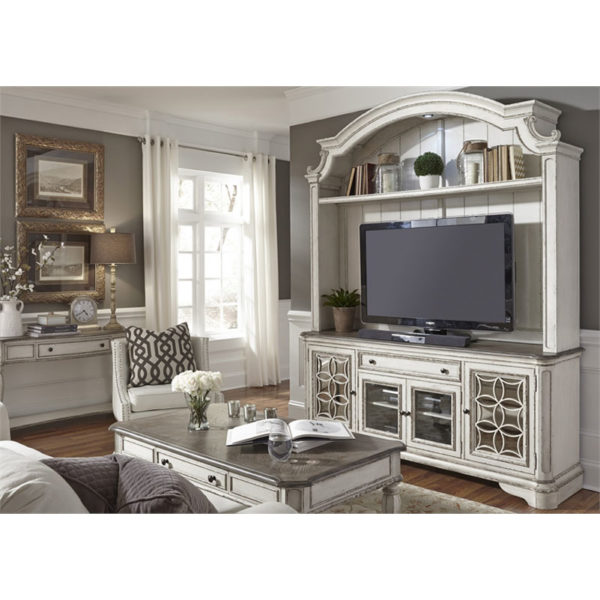 Magnolia Manor Entertainment Center