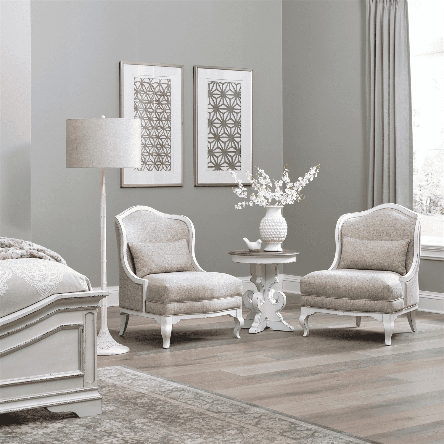 244-ACH15 Magnolia Manor Upholstered Accent Chair 244-ACH15 Magnolia Manor Upholstered Accent Chair