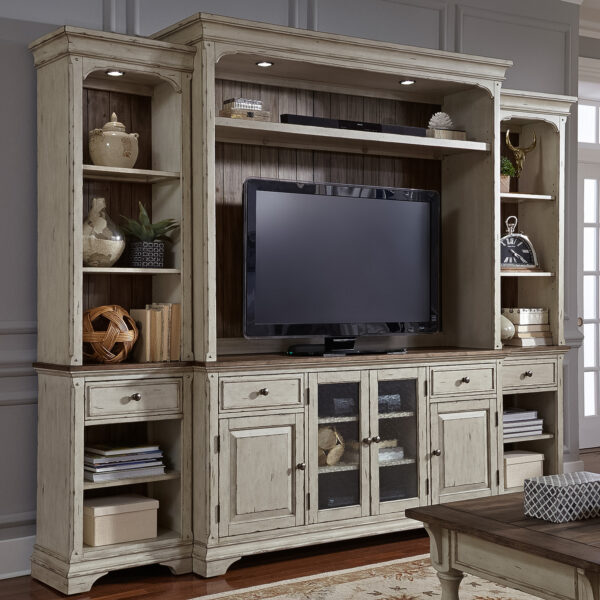 498-ENTW-ECP Morgan Creek Entertainment Center with Piers 498-ENTW-ECP Morgan Creek Entertainment Center with Piers